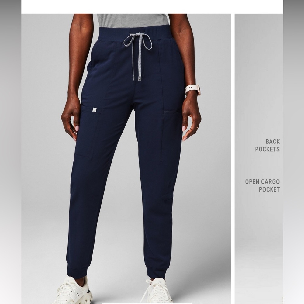 Fabletics High Rise Navy On-call joggers